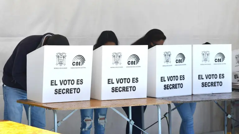 cne-compensara-y-sancionara-a-miembros-de-juntas-receptoras-del-voto